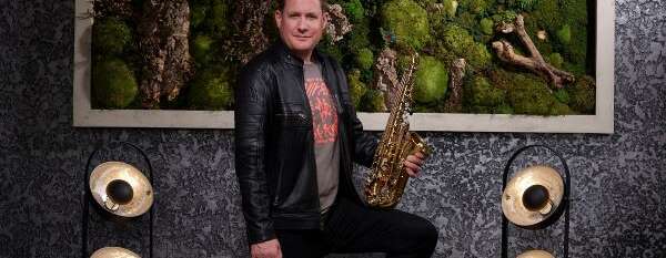 Dave Camwell – Sax Clinic artist